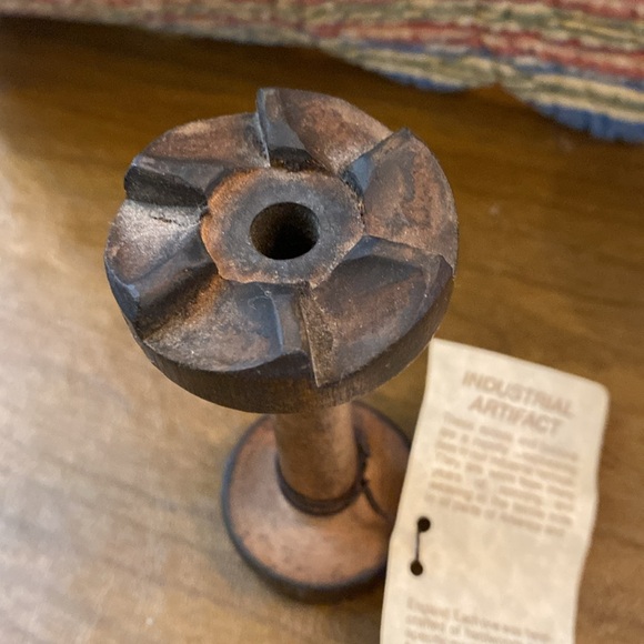 Vintage Textile Mill Industrial Wooden Bobbin, with historic description - Picture 4 of 5